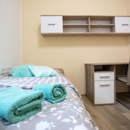 Minidorm Rooms In Heart Of City Center Marburg Exterior foto