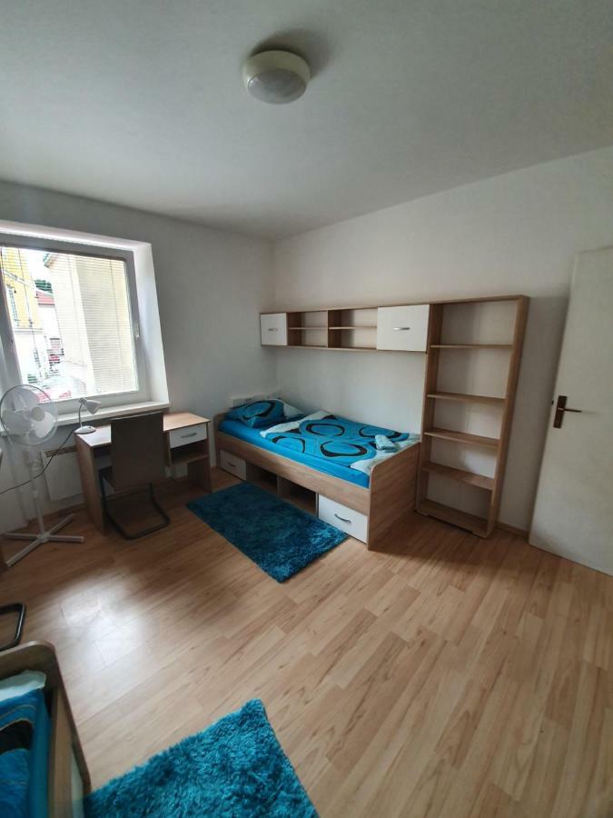 Minidorm Rooms In Heart Of City Center Marburg Exterior foto